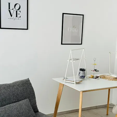 Gasthuis Haus Am Wasserturm Gaestezimmer In Schorndorf-schlichten