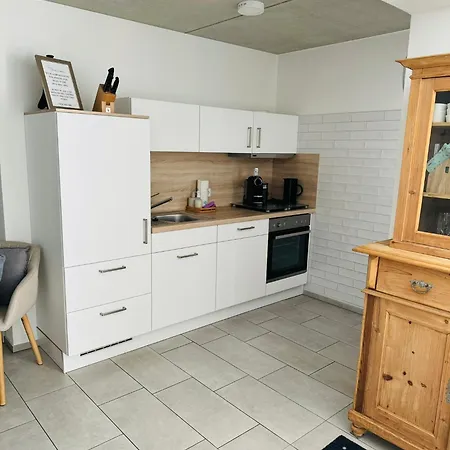 Haus Am Wasserturm Gaestezimmer In Schorndorf-schlichten Gasthuis Schorndorf (Baden-Wurttemberg)