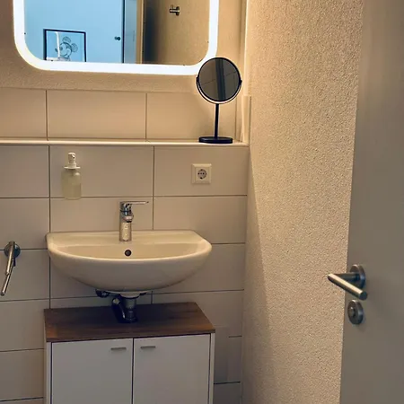 Gasthuis Haus Am Wasserturm Gaestezimmer In Schorndorf-schlichten 3*